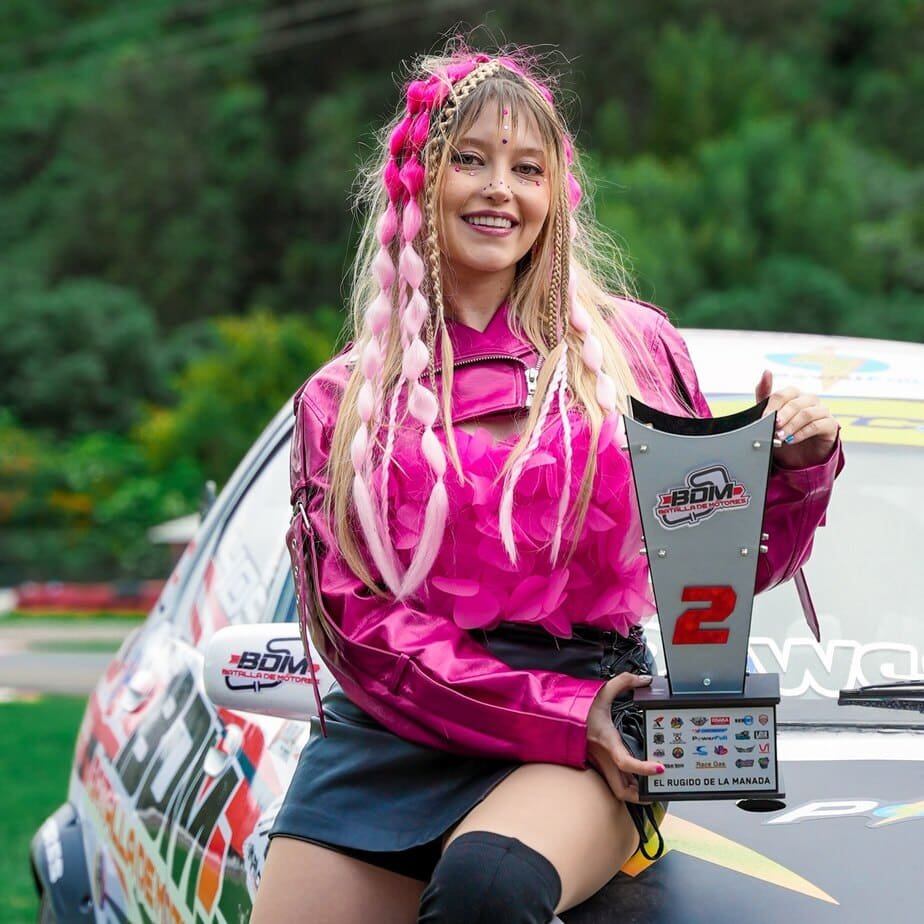 Paps cantante colombiana Campeonato el rugido de la manada en Bogota